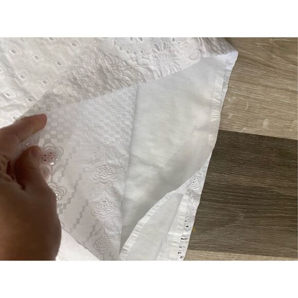 Ann Taylor NWT Eyelet Shoulder Top, White Blouse, Sz Large Petite, MSRP $85 - Picture 5 of 9